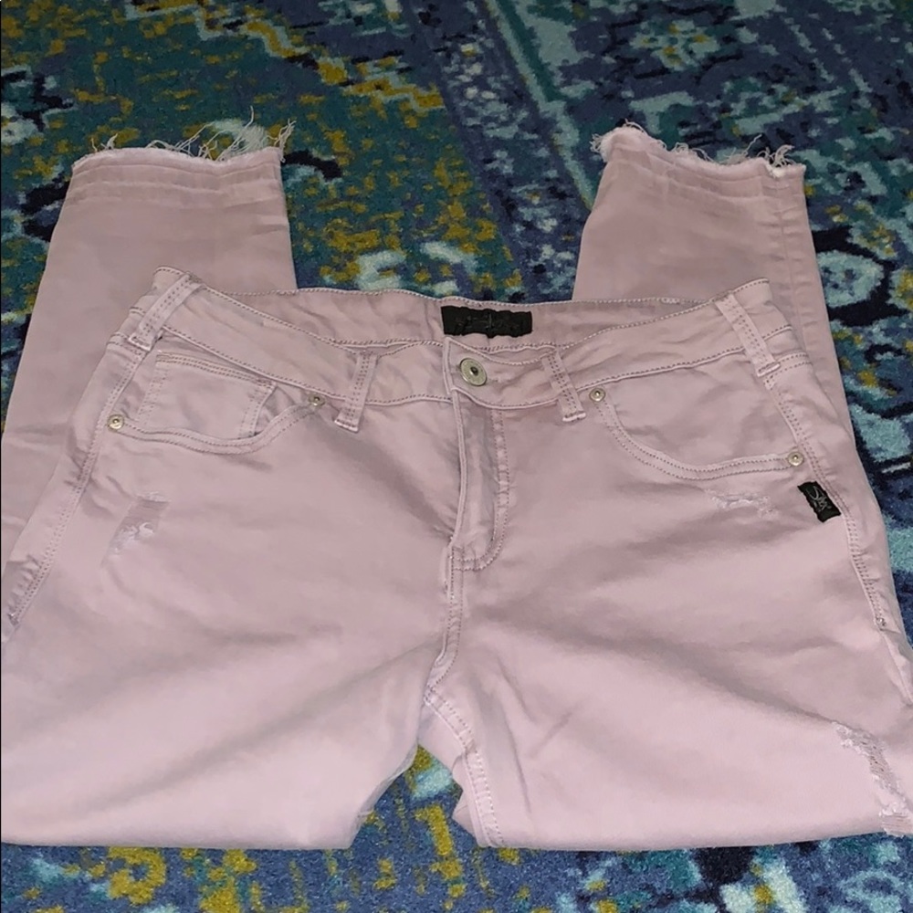 Like new!! Avery skinny crop Silver Jeans